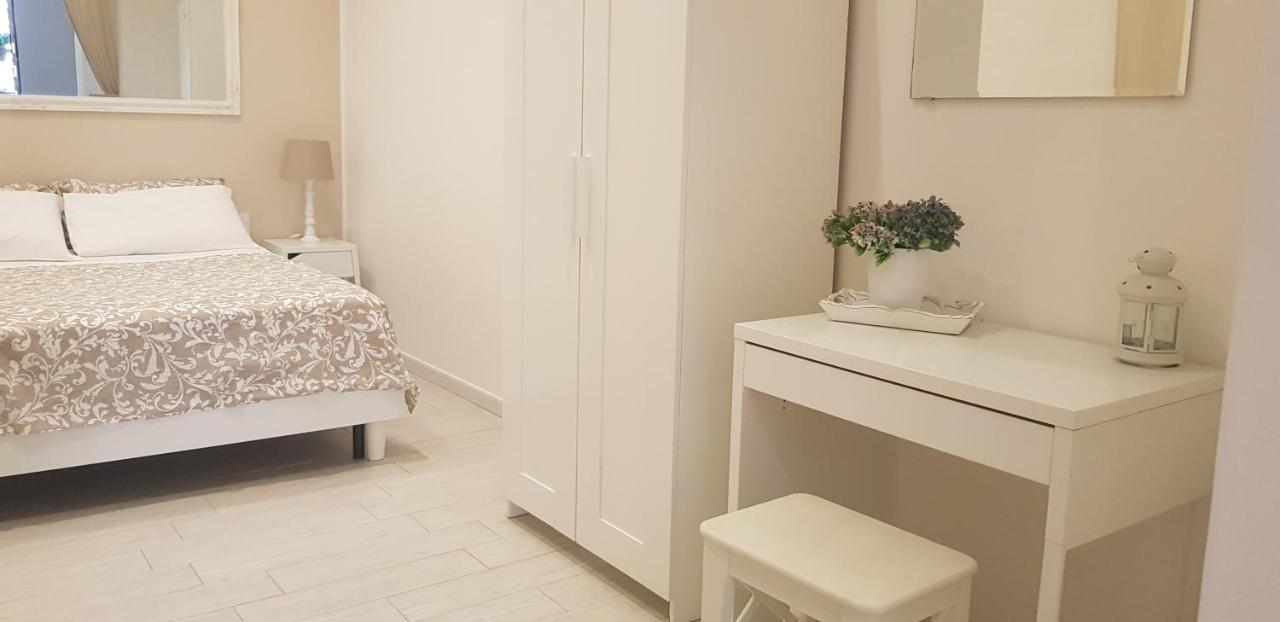 Appartamenti E Camere Silva Trapani Exteriör bild