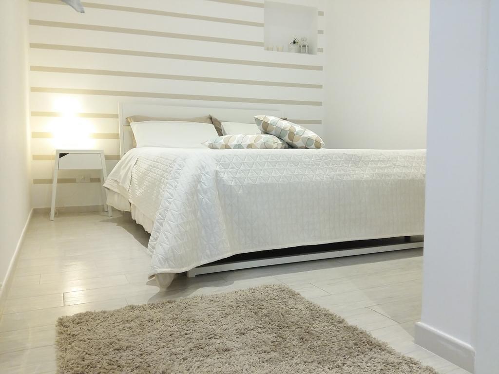 Appartamenti E Camere Silva Trapani Exteriör bild