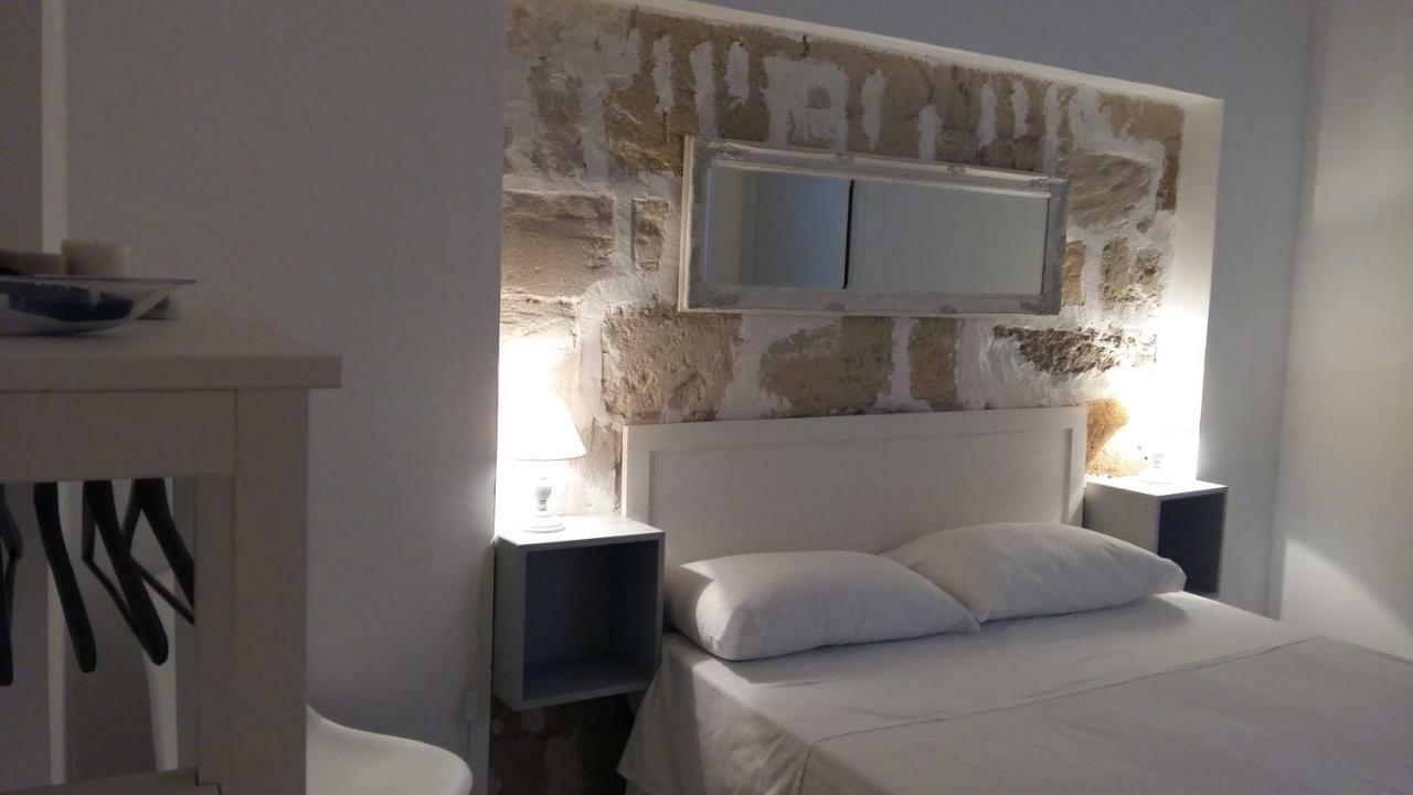 Appartamenti E Camere Silva Trapani Exteriör bild